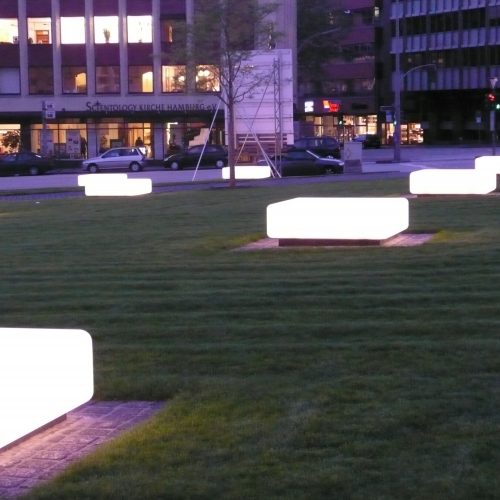 Domplatz Plaza Design Bank